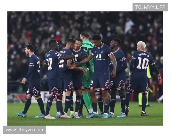 [欧冠]F组第1轮：巴黎圣日耳曼2-0多特蒙德 集锦.